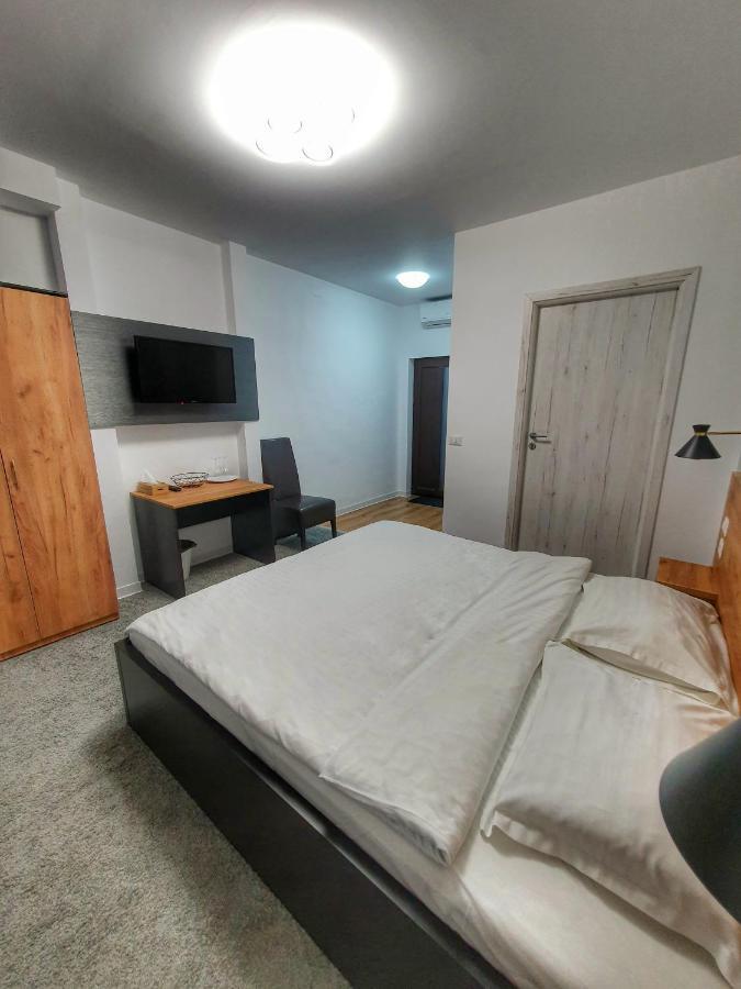 Vily Luxury Rooms Focşani Exterior foto